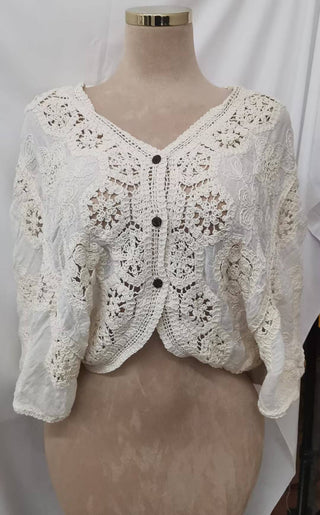 Women's Boho Crochet Lace Butterfly Sleeve Blouse – Ivory