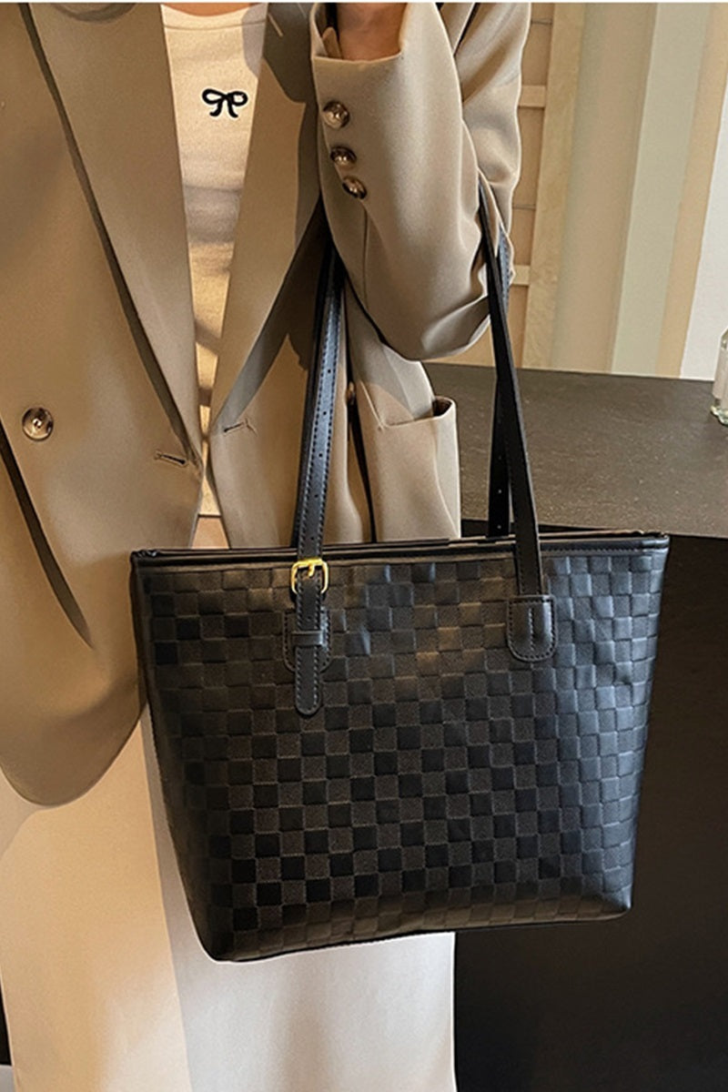 PowerMove Check Quilted Tote — Workday to Weekend in One Sleek Carryall 👜✨