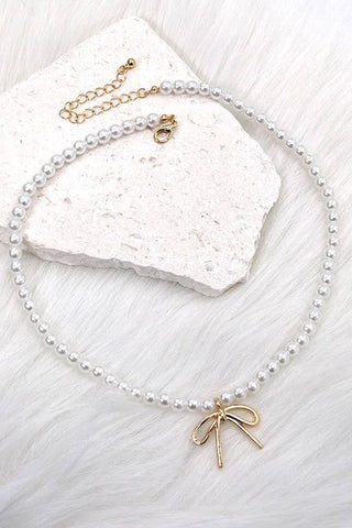 Hey Beautiful – Pearl Chain Bow Charm Necklace