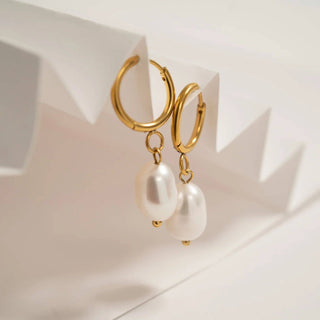 Hey Beautiful Waterproof Tarnish-Free Freshwater Pearl Huggie Earrings – Gold