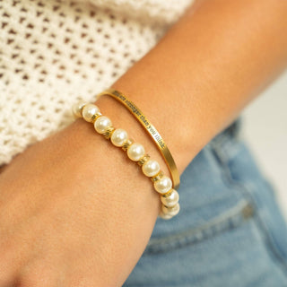 Hey Beautiful Round Pearl & Gold Stretch Bracelet – Waterproof & Tarnish-Free