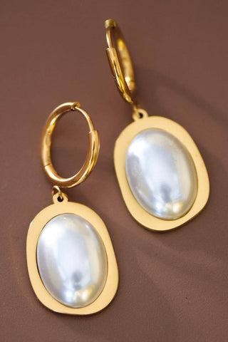 Hey Beautiful – 18K Gold Plated Tarnish-Resistant Pearl Drop Earrings – Waterproof Stainless Steel Earrings