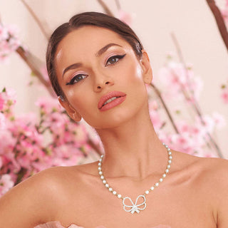 The Sweet Grace Pearl Bow Necklace Set – Gold & Cream
