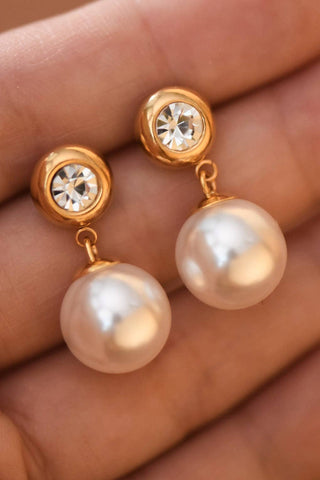 Hey Beautiful – 18K Gold Plated Tarnish-Resistant Pearl Drop Earrings