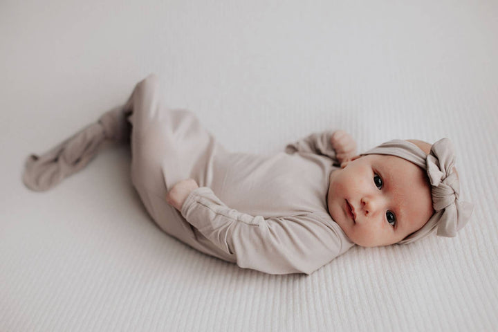 Bamboo Harbor Mist Taupe Knotted Gown: Gown & Hat