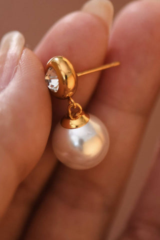 Hey Beautiful – 18K Gold Plated Tarnish-Resistant Pearl Drop Earrings