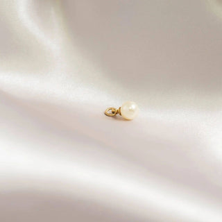 Hey Beautiful 8mm Pearl Charm – Gold Accent