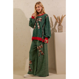 Green plaid bow lounge set with oversized sweatshirt and wide-leg pants