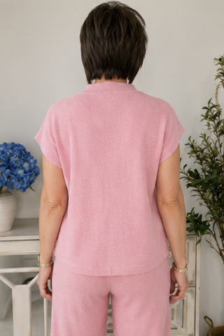 Luke & Estelle Textured Knit Lounge Set – Pink High Neck Relaxed Pant Set