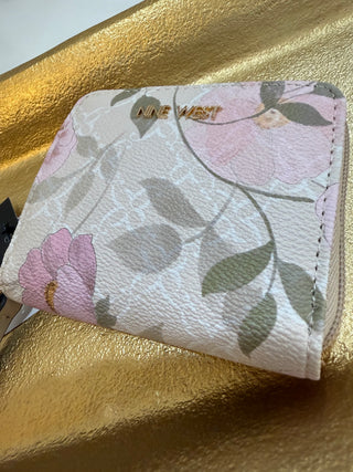 Nine West Norah Floral Compact Wallet | Milk Logo Floral