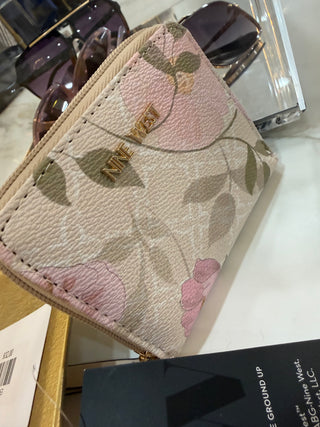 Nine West Norah Floral Compact Wallet | Milk Logo Floral