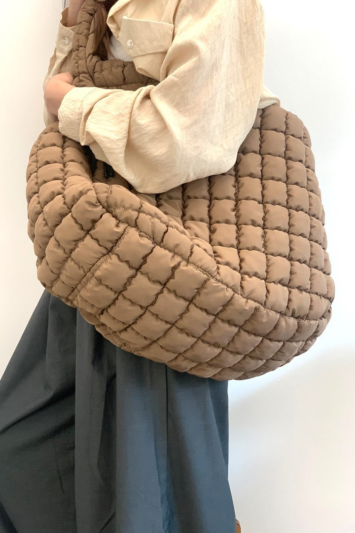 Cloud-Quilt Mega Tote — The “Carry Everything” Shoulder Bag 👜✨