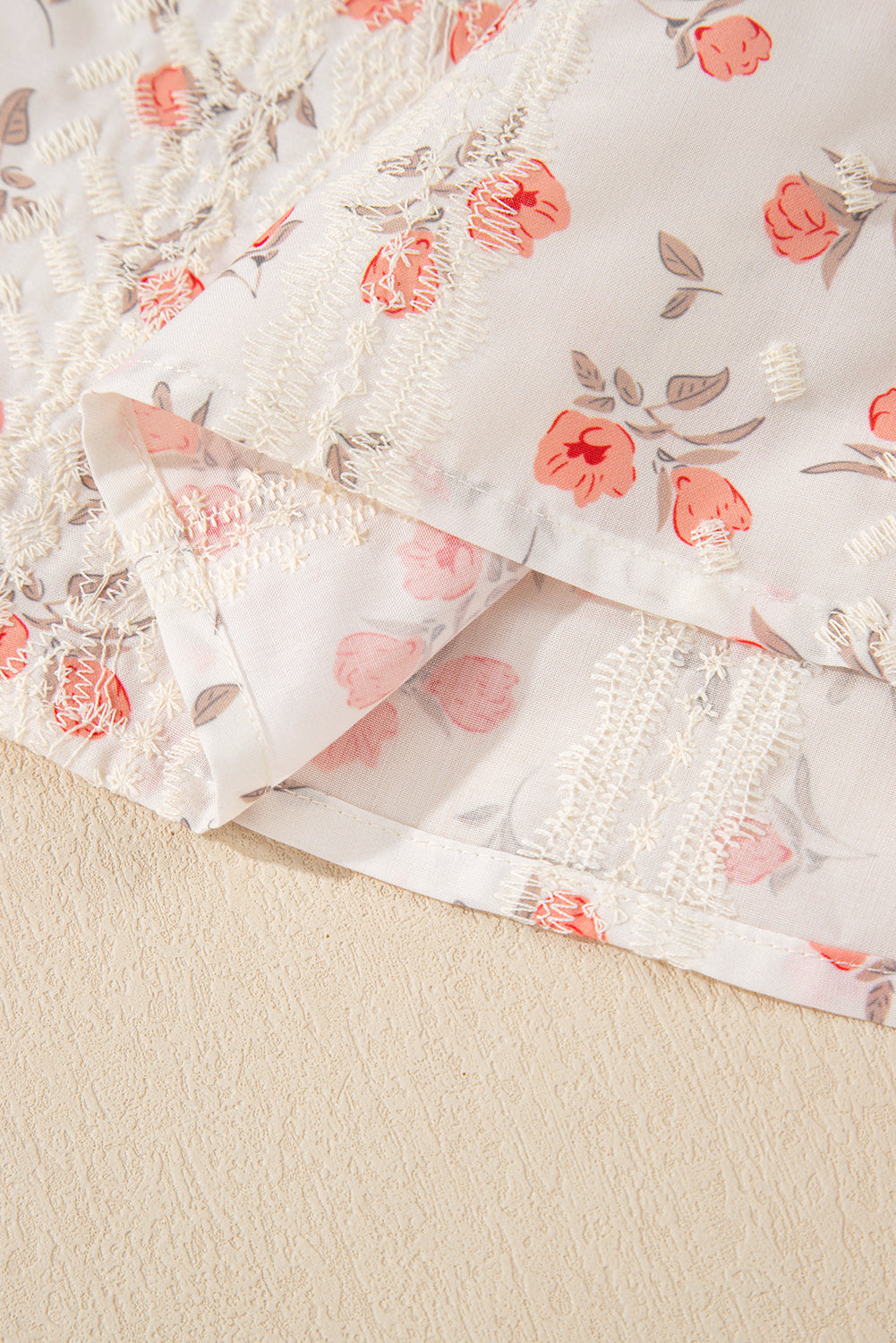 Sweet Apricot Lace Accent Garden Blouse 🌸