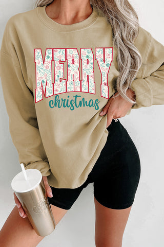 🎄 “Merry Christmas” Sweatshirt – Hey Beautiful Boutique EXCLUSIVE 🎁