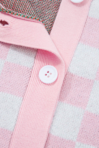 🎄🎅🏻 “Candy Cane Dreams Checkered Christmas Cardigan” – Pink & White (OR) Red & White