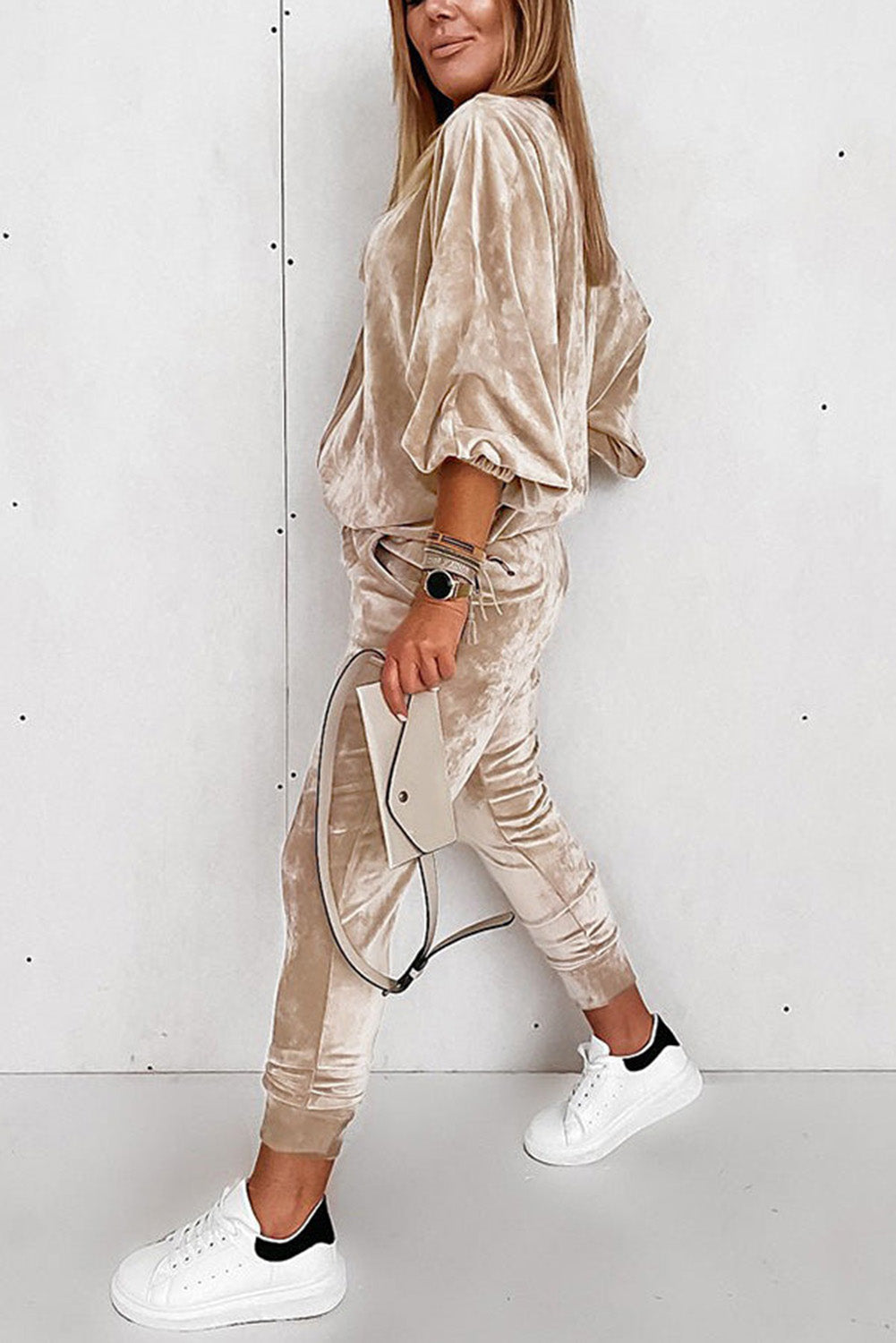 Luxe Velour Zip Jogger Set – Champagne Taupe ✨