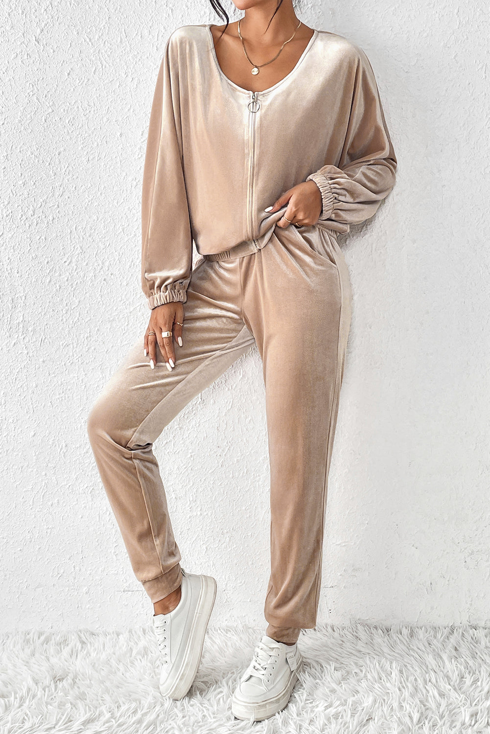 Luxe Velour Zip Jogger Set – Champagne Taupe ✨