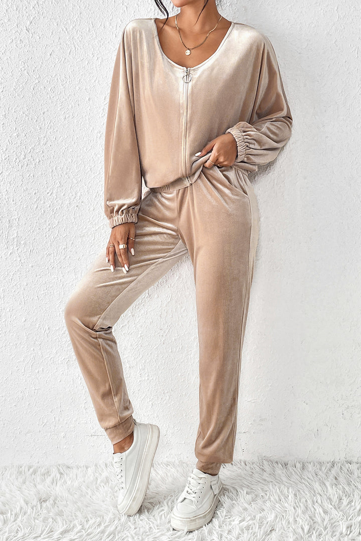 Luxe Velour Zip Jogger Set – Champagne Taupe ✨