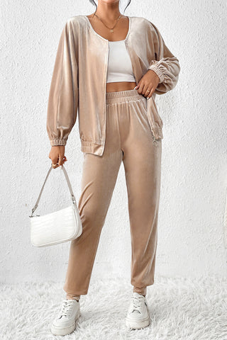 Luxe Velour Zip Jogger Set – Champagne Taupe ✨
