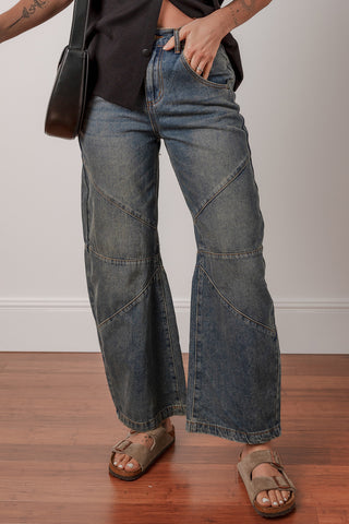 ✨Luke & Estelle “Perfectly Relaxed” Straight Leg High Waist Jeans – BHB Boutique Exclusive✨
