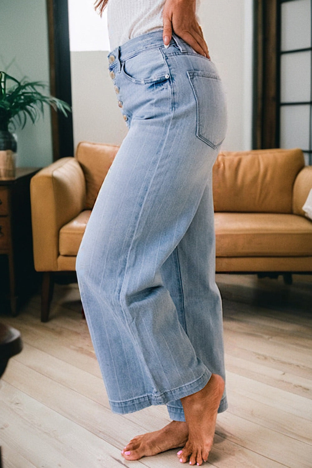 Luke & Estelle “Pinstripe Perfection” Button Fly Cropped Wide Leg Jeans 👖✨