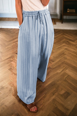 Luke & Estelle “Seaside Breeze Striped Pants” – Coastal Cool Perfection