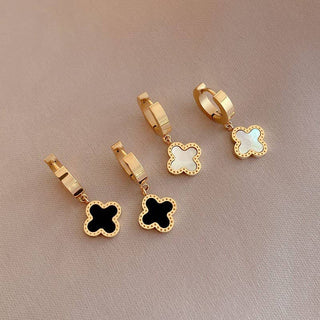 Hey Beautiful – 18K Gold Plated Tarnish-Resistant Clover Huggie Hoop Earrings