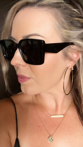 DAX Eyewear | Nova Polarized Rectangle Sunglasses | Black UV400