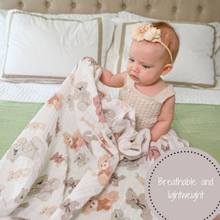 LollyBanks Bear Hugs Muslin Swaddle Blanket