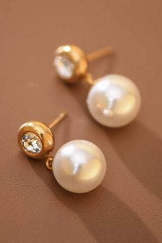 Hey Beautiful – 18K Gold Plated Tarnish-Resistant Pearl Drop Earrings