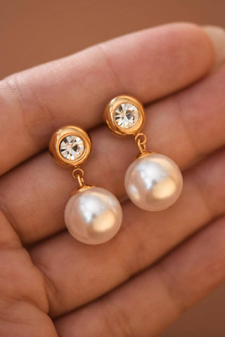 Hey Beautiful – 18K Gold Plated Tarnish-Resistant Pearl Drop Earrings