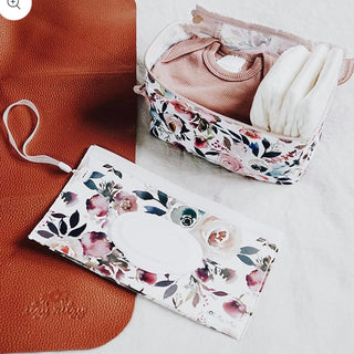 Itzy Ritzy Take & Travel Reusable Wipes Case - Blush Floral