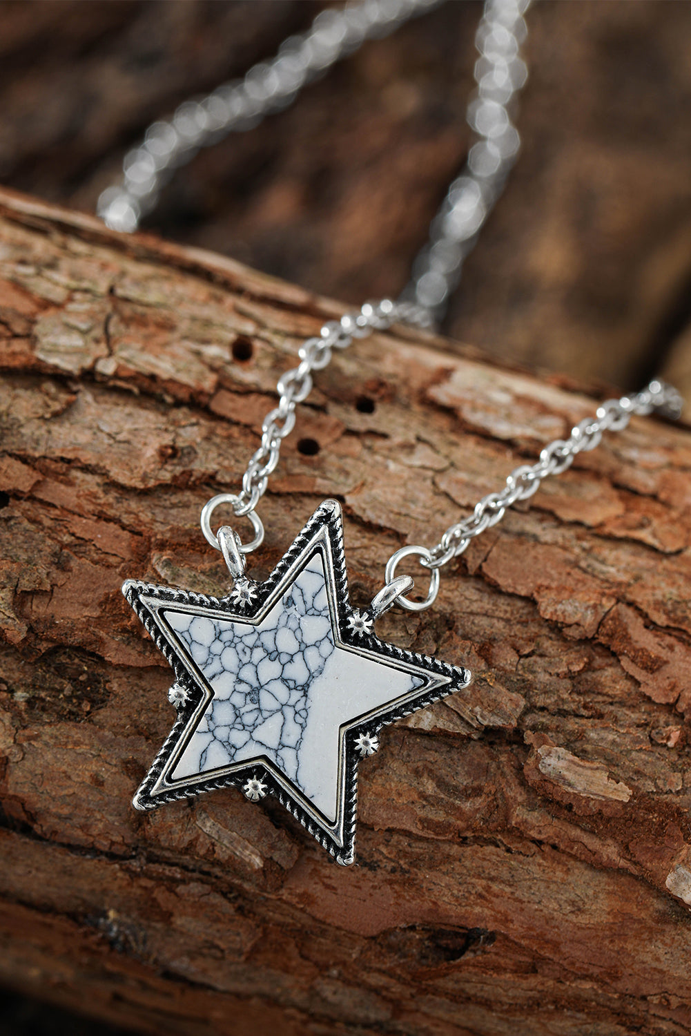 Western Cowgirl White Faux Turquoise Star Shape Pendant Silver Tone Chain Necklace